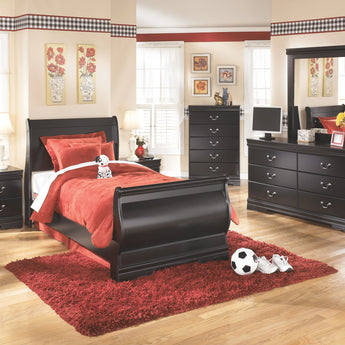 Huey Vineyard - Youth Bedroom Set