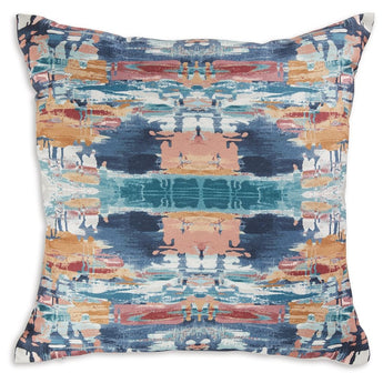 Kennick - Pillow