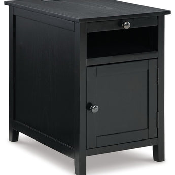 Treytown - Chair Side End Table - Black
