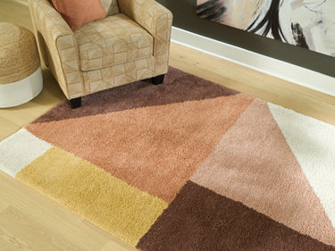 Gailmore - 8' x 10' Rug - Cream / Pink / Ocher