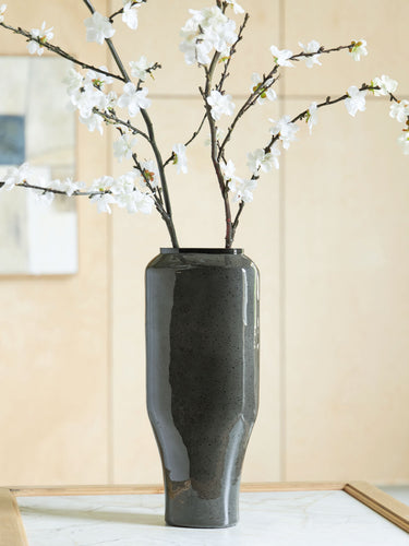 Kierlain - Vase - 15.5" - Gray / Black