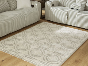 Maconville - 5' x 7' Rug - Ivory / Gray
