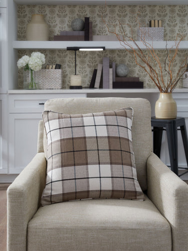 Godricton - Pillow - Brown / Black / Cream