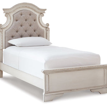 Realyn - Panel Bed
