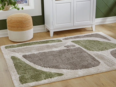 Anburgh - 5' x 7' Rug - Green / Gray / Ivory