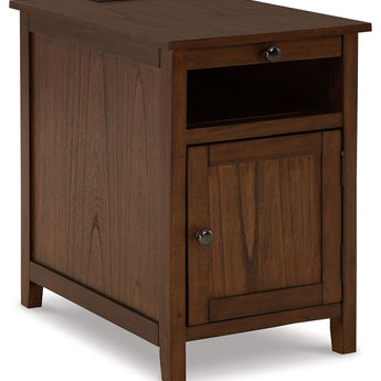Treytown - Chair Side End Table