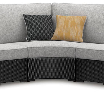 Beachcroft - 5-Piece Outdoor Sectional - Black / Light Gray