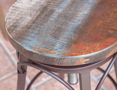 Antique Stool With Iron Base Multicolor - detail
