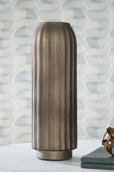 Briarcott - Vase - 17.75" - Brown