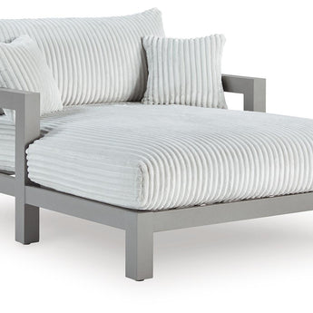 Hurley Park - Chaise Lounge With Cushion - Gray