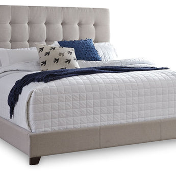Dolante - Queen Upholstered Bed - Beige