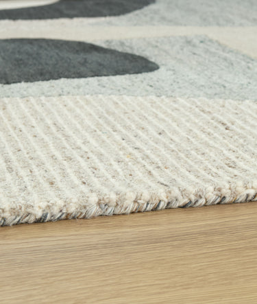 Edrickhill - 5' x 7' Rug - Grayish Teal / Taupe / Cream