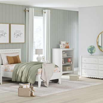 Hallityn - Platform Bedroom Set