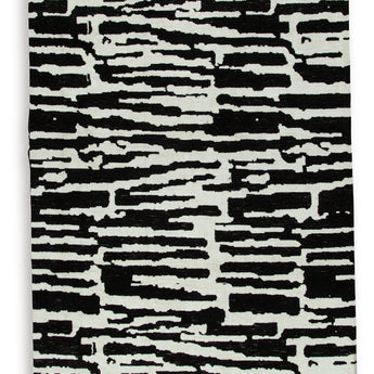Bramshaw - 5' x 7' Rug - Black / Ivory