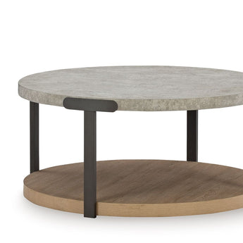 Darthurst - Occasional Table Set (Set of 3) - Light Brown