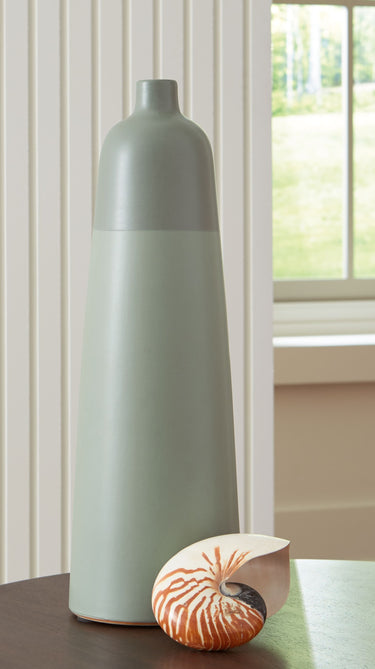 Peerland - Vase - 18.11" - Sage Green